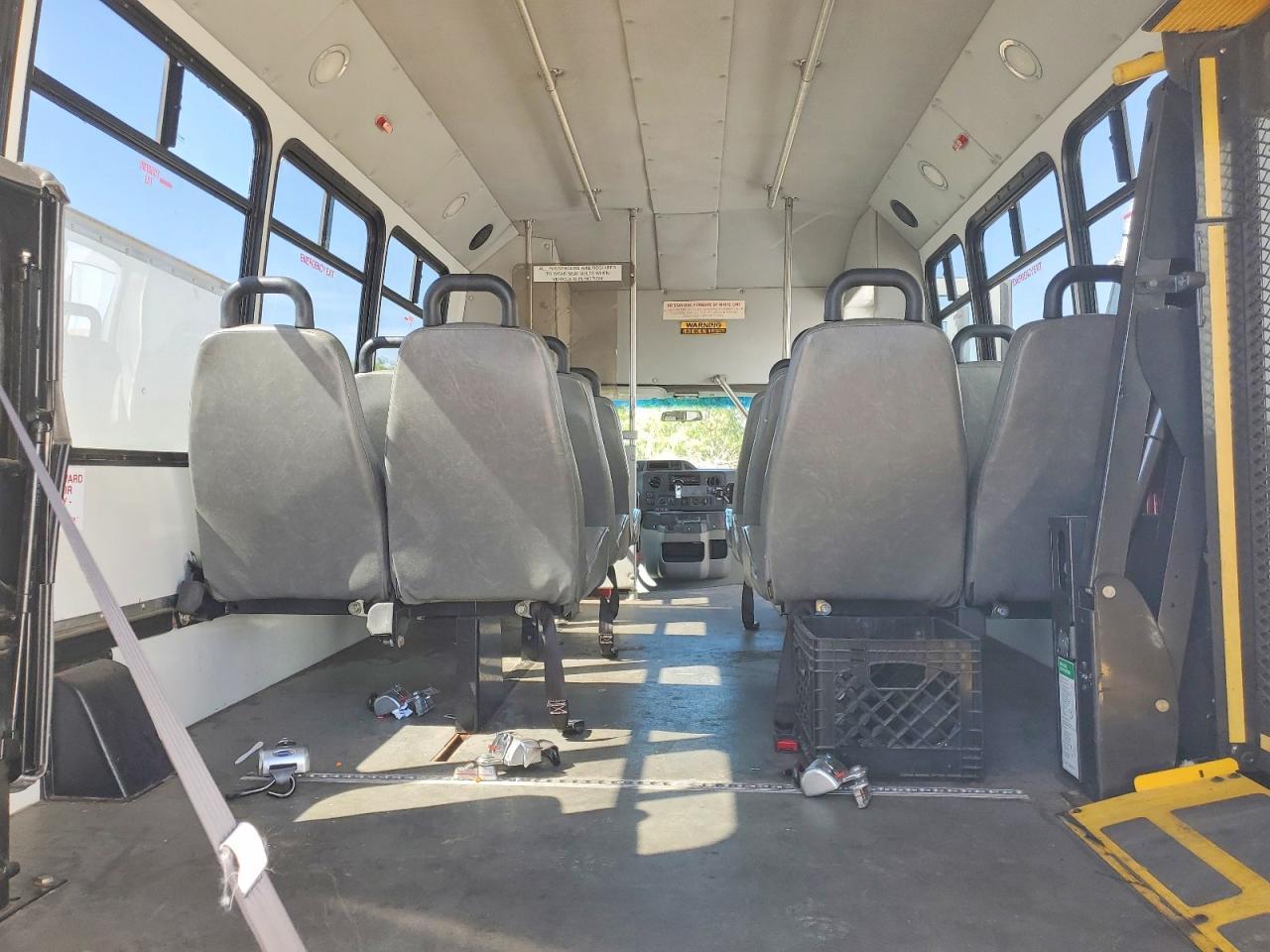 2016 Ford E350 Shuttle Bus