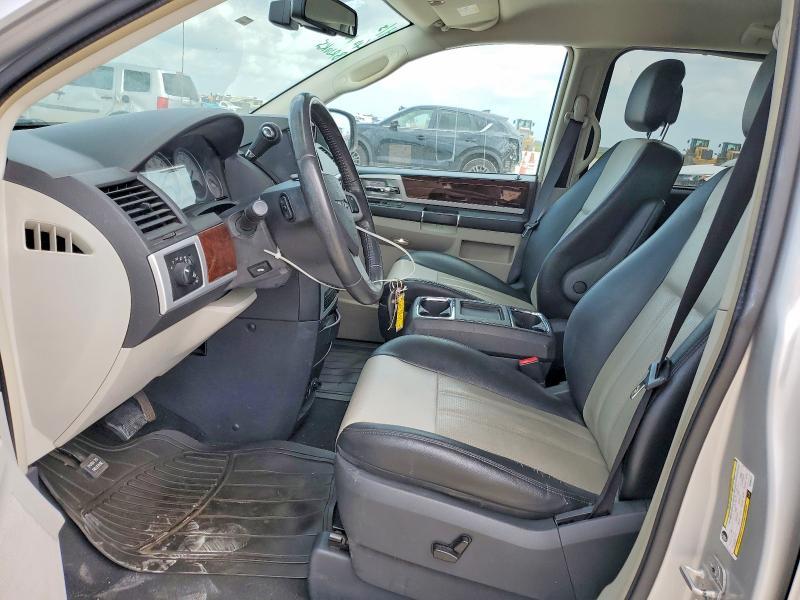 2010 Chrysler Town & Country Touring Plus