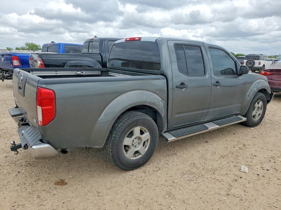 2005 Nissan Frontier se