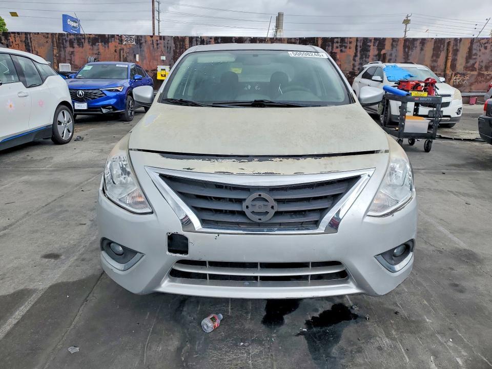 2017 Nissan Versa 1.6 s Plus