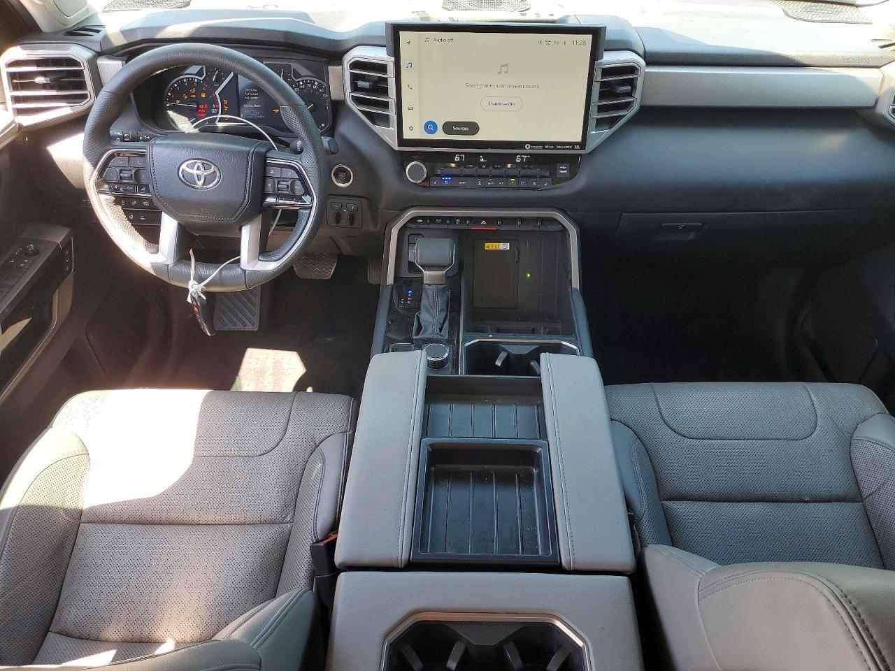 2023 Toyota Tundra Crewmax Limited