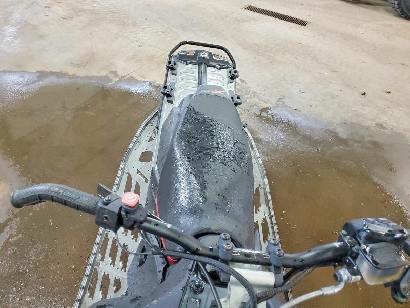 2023 Skidoo Renegade XRS
