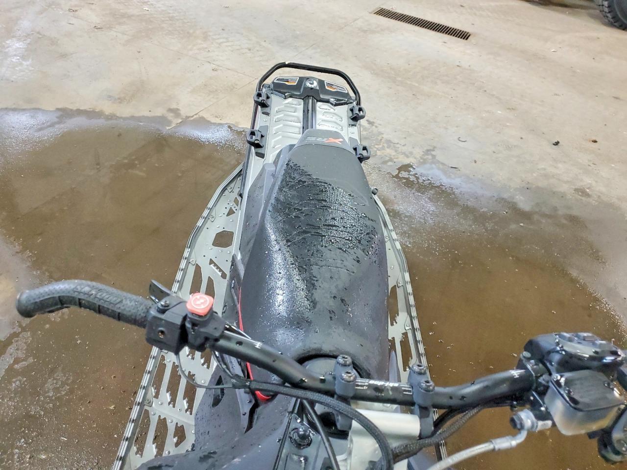 2023 Skidoo Renegade XRS