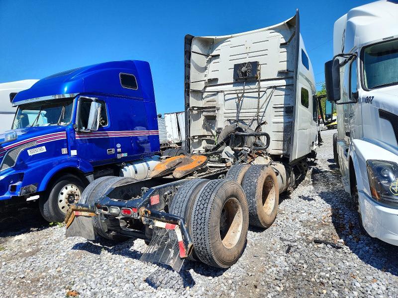 2020 Volvo VNL Semi Truck