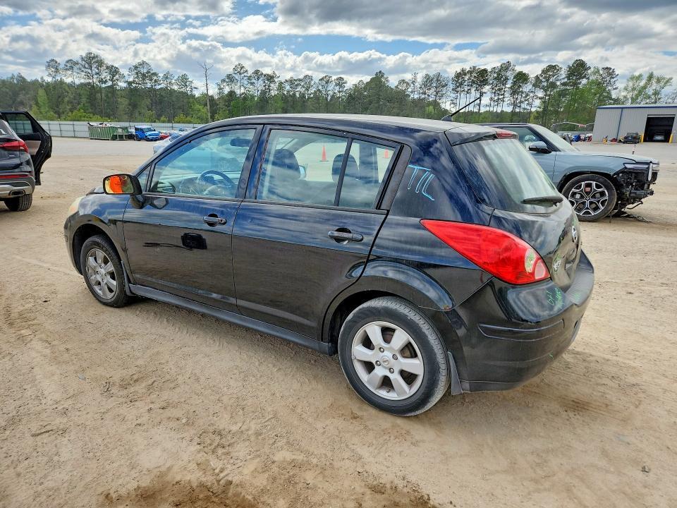 2009 Nissan Versa 1.8 s