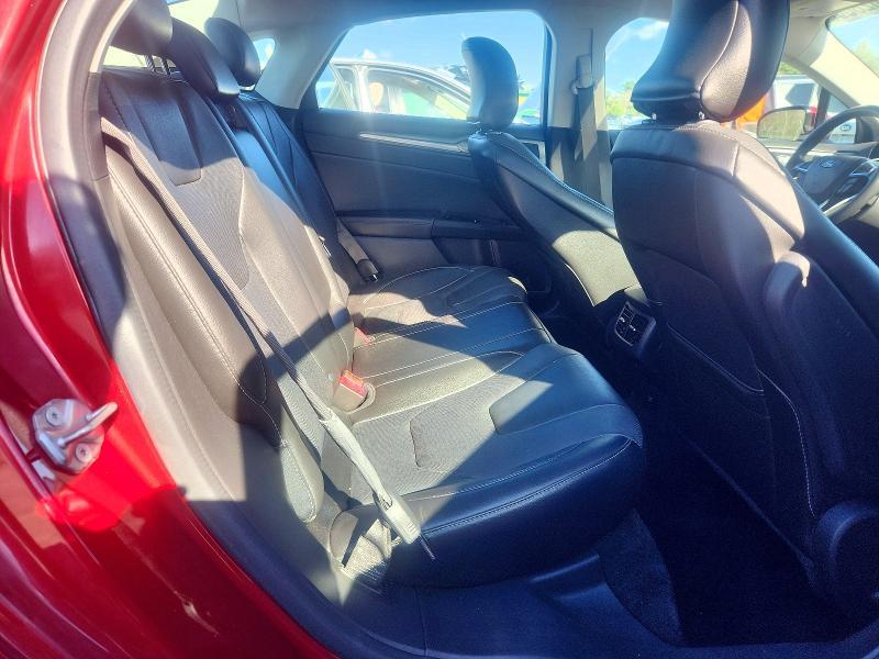2016 Ford Fusion Titanium hev