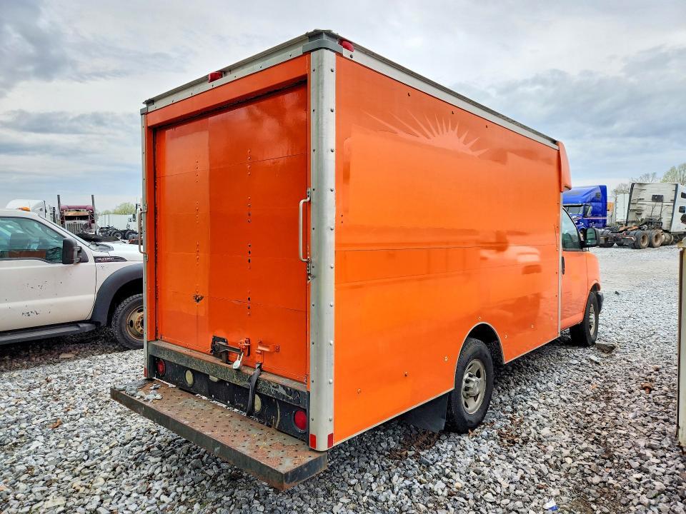 2014 Chevrolet Express Delivery Truck