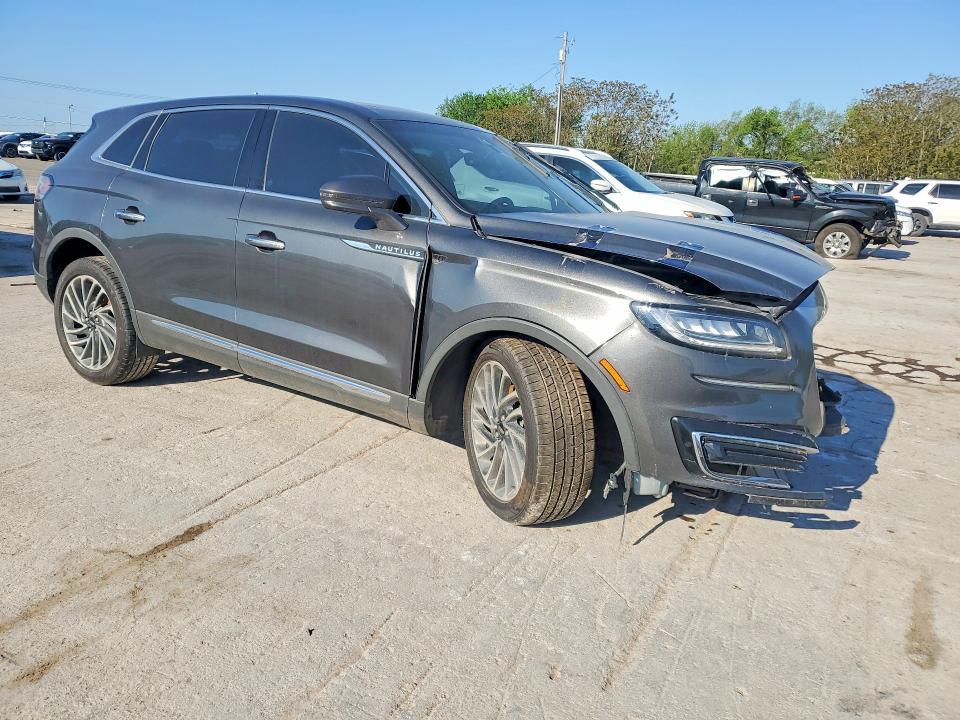 2019 Lincoln Nautilus Reserve