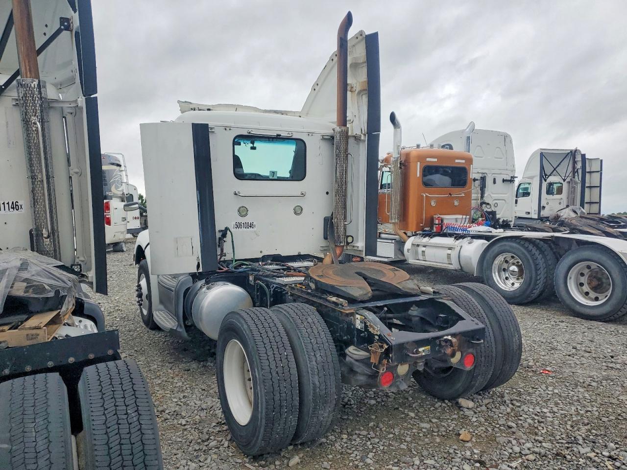 2017 Peterbilt 579 Semi Truck