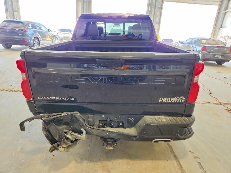 2022 Chevrolet Silverado K1500 High Country