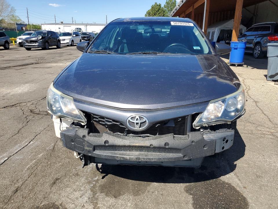 2014 Toyota Camry se