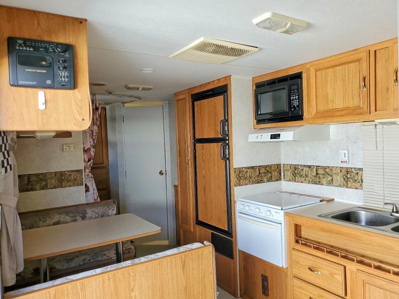 2003 Pioneer Trailer