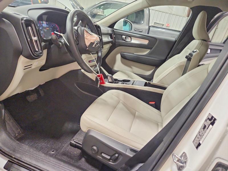 2020 Volvo Xc40 T4 Momentum