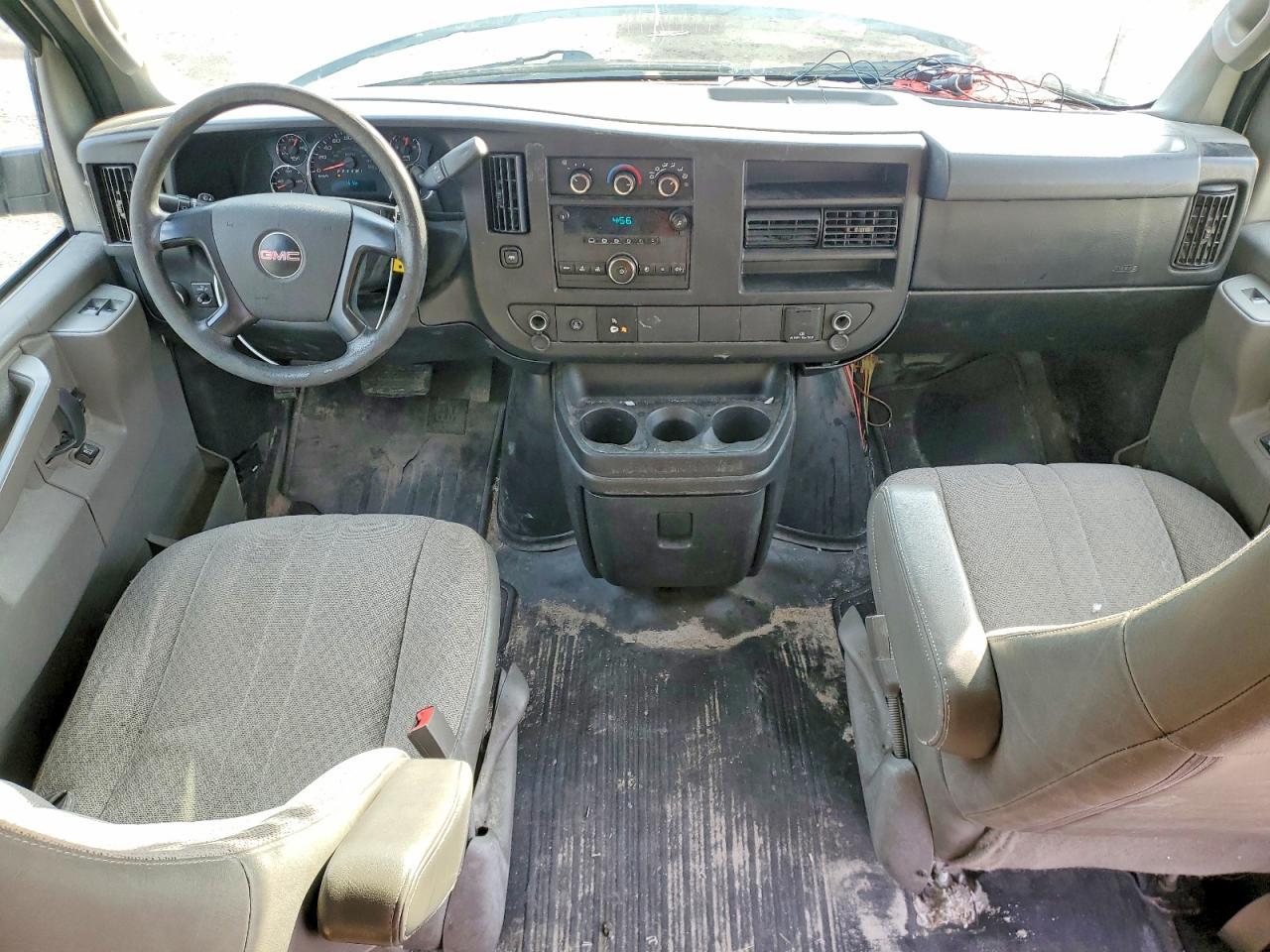 2016 GMC Savana G2500