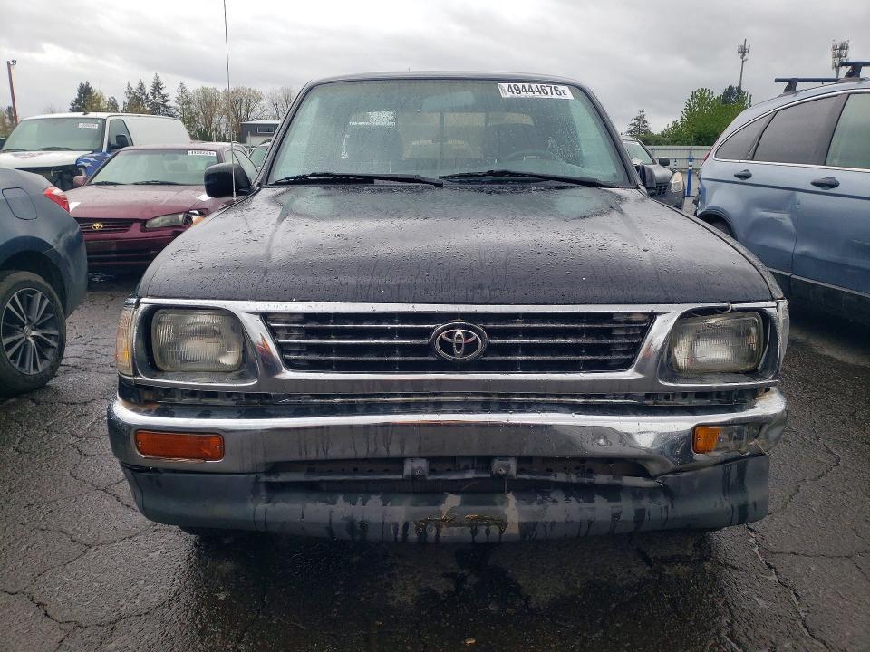 1995 Toyota Tacoma Base
