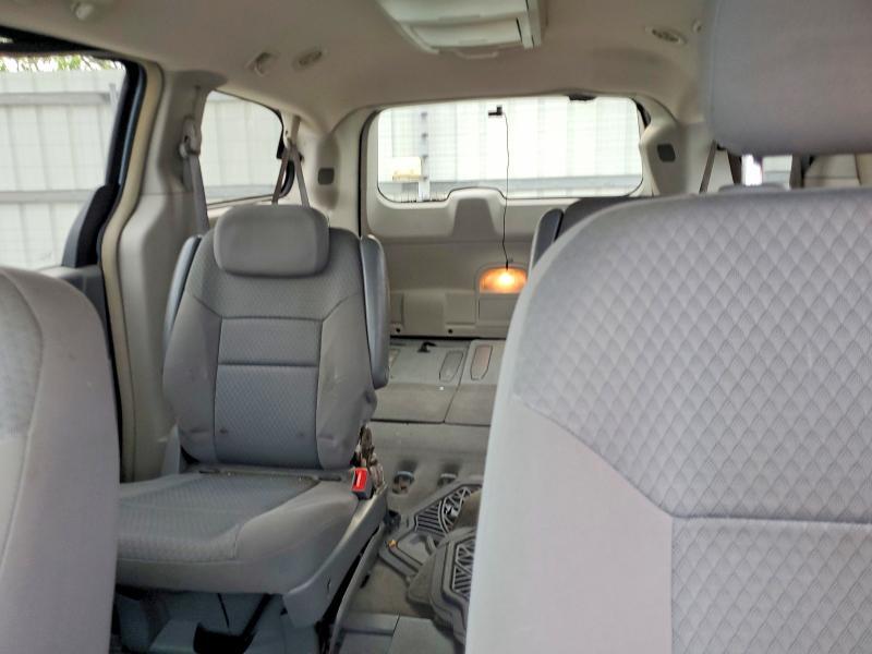 2010 Chrysler Town & Country Touring