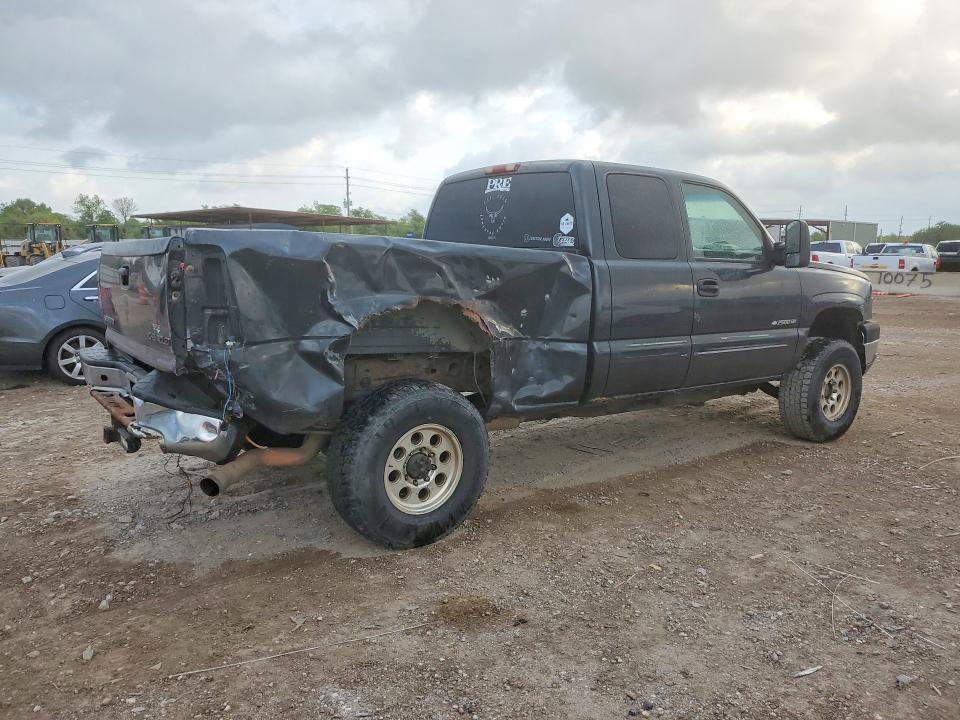 2004 Chev Pick up Truck