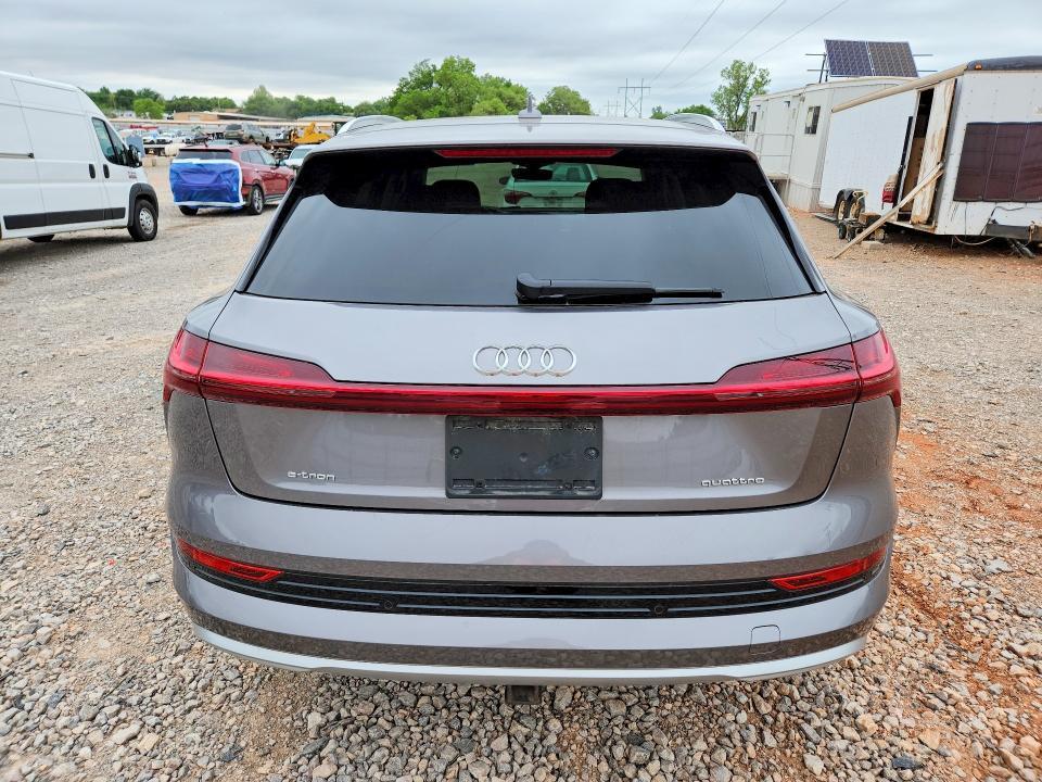 2021 Audi E-tron Premium