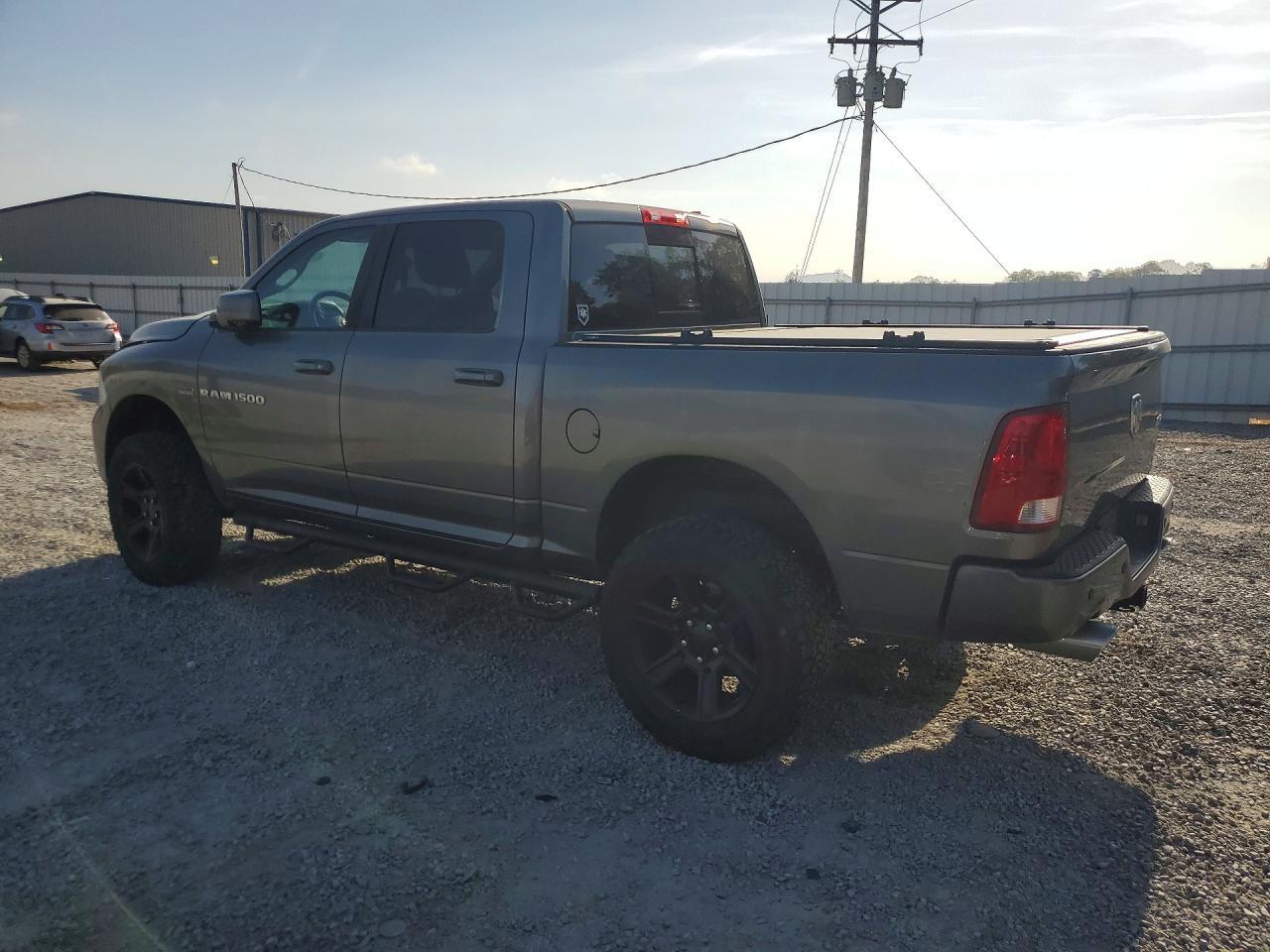 2012 Dodge RAM 1500 Sport