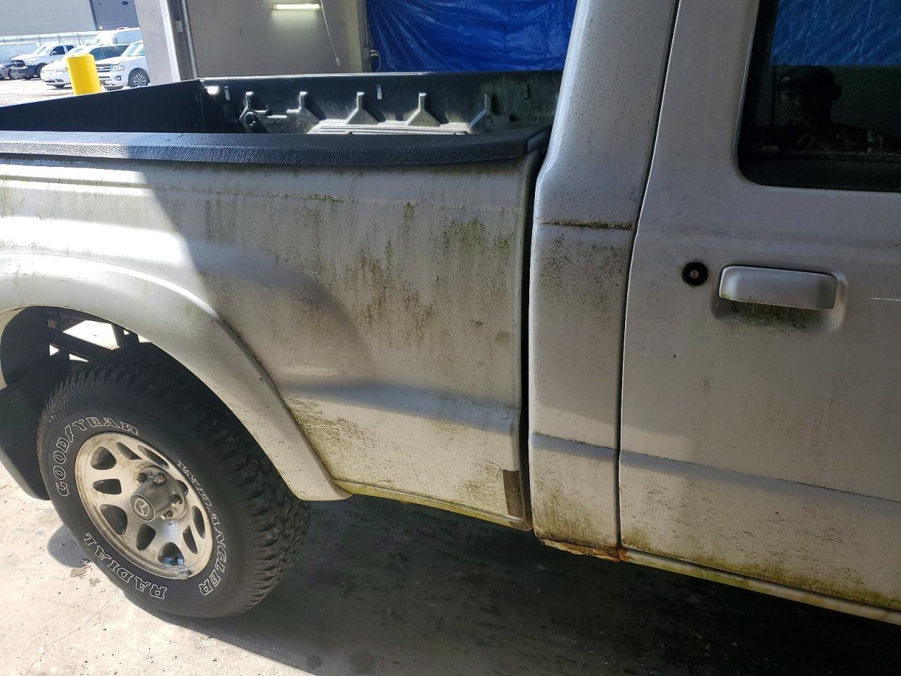 2003 Mazda B3000