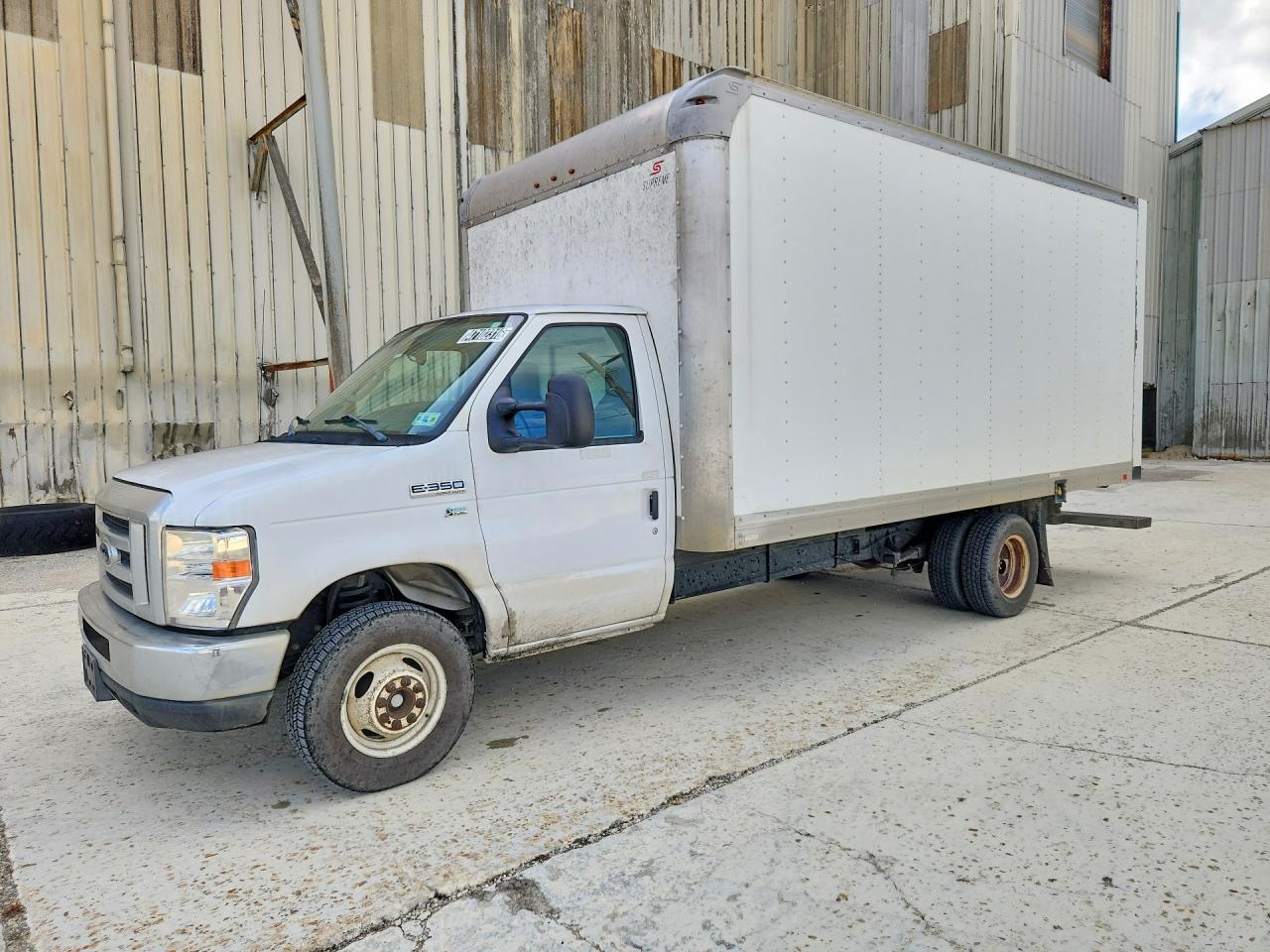 2019 Ford Econoline E350 Super Duty Cutaway Van
