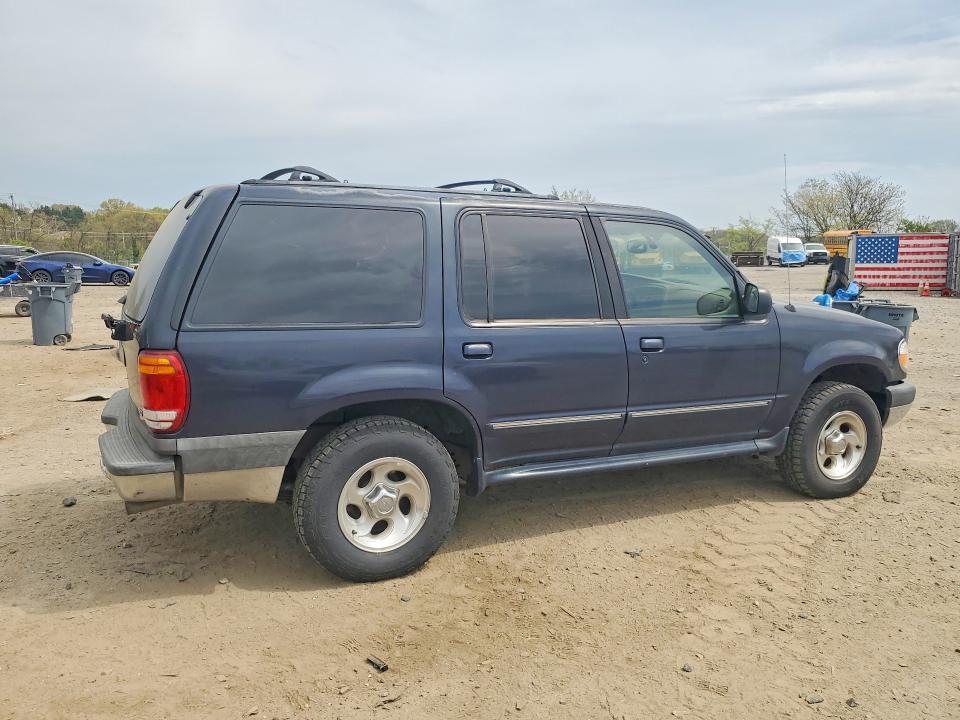 1999 Ford Explorer