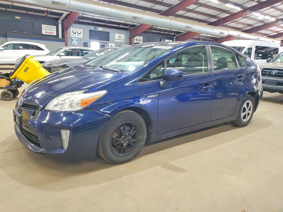 2015 Toyota Prius two