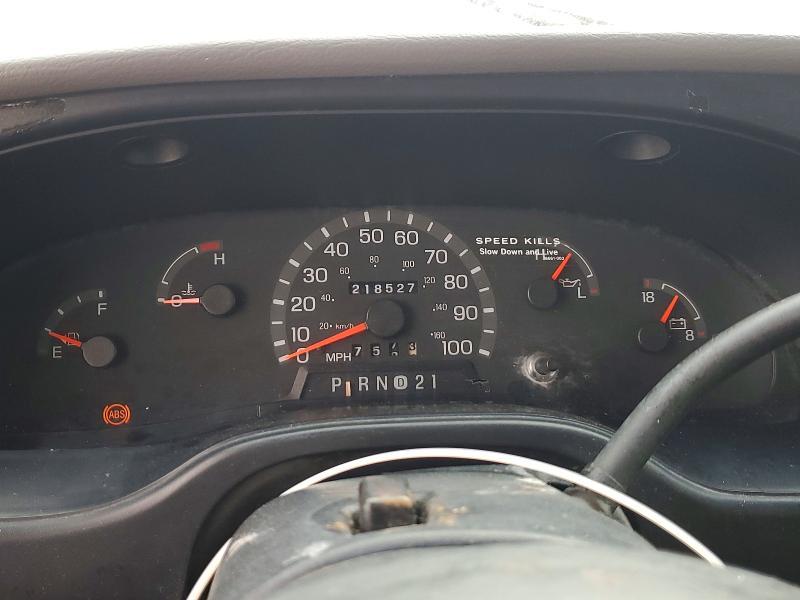 2000 Ford Econoline E350 Super Duty Cutaway Van
