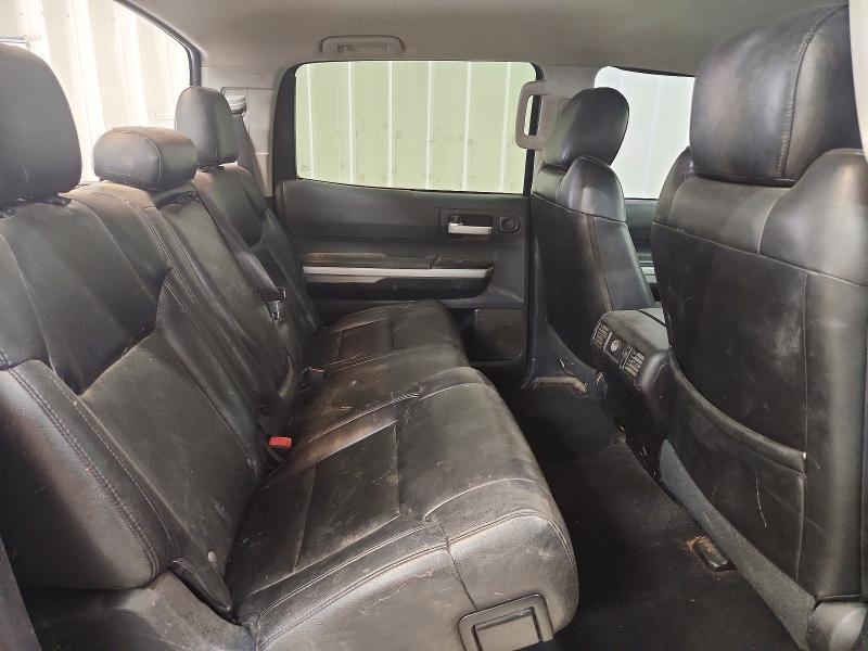 2015 Toyota Tundra SR5