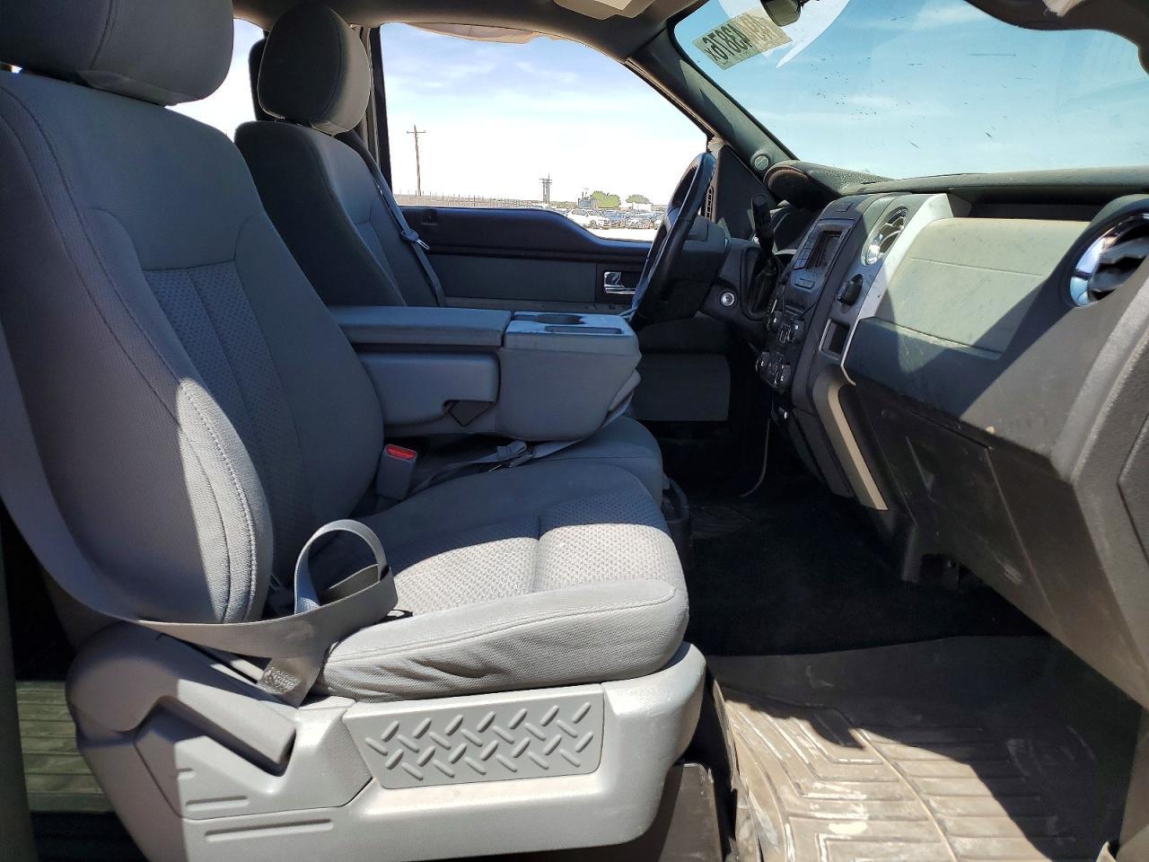 2013 Ford F 150  STX