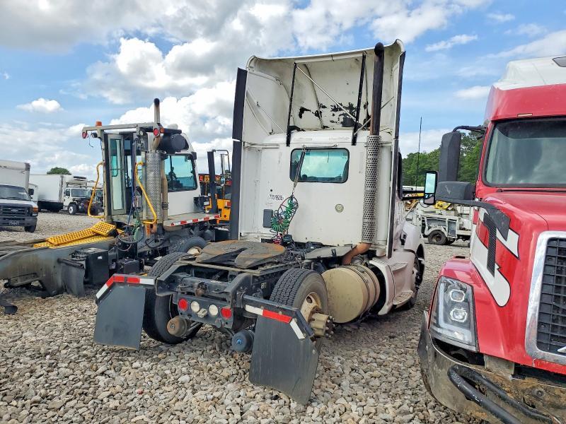 2014 Kenworth T680-Semi Truck