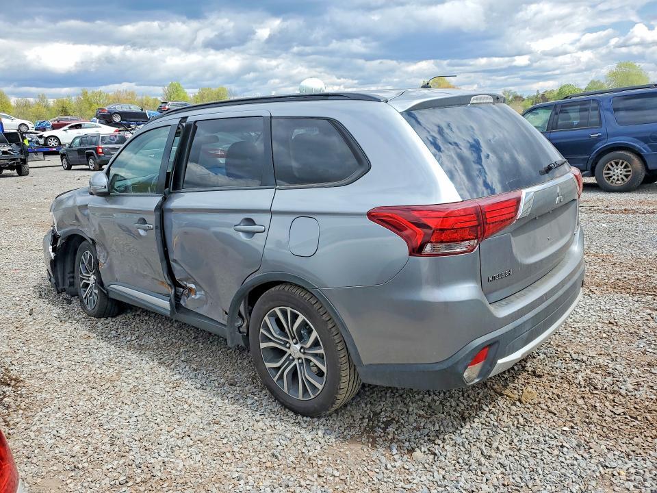 2016 Mitsubishi Outlander se
