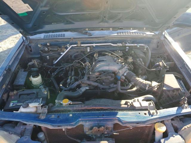 2003 Nissan Frontier XE-V6