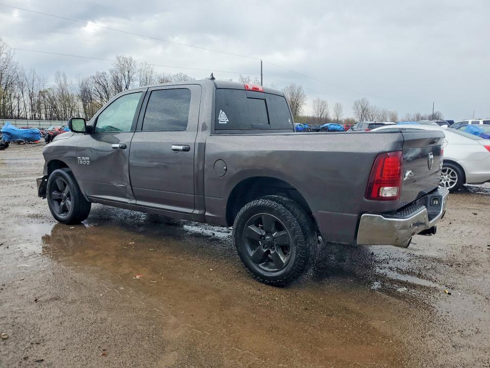 2015 Dodge Ram 1500 slt