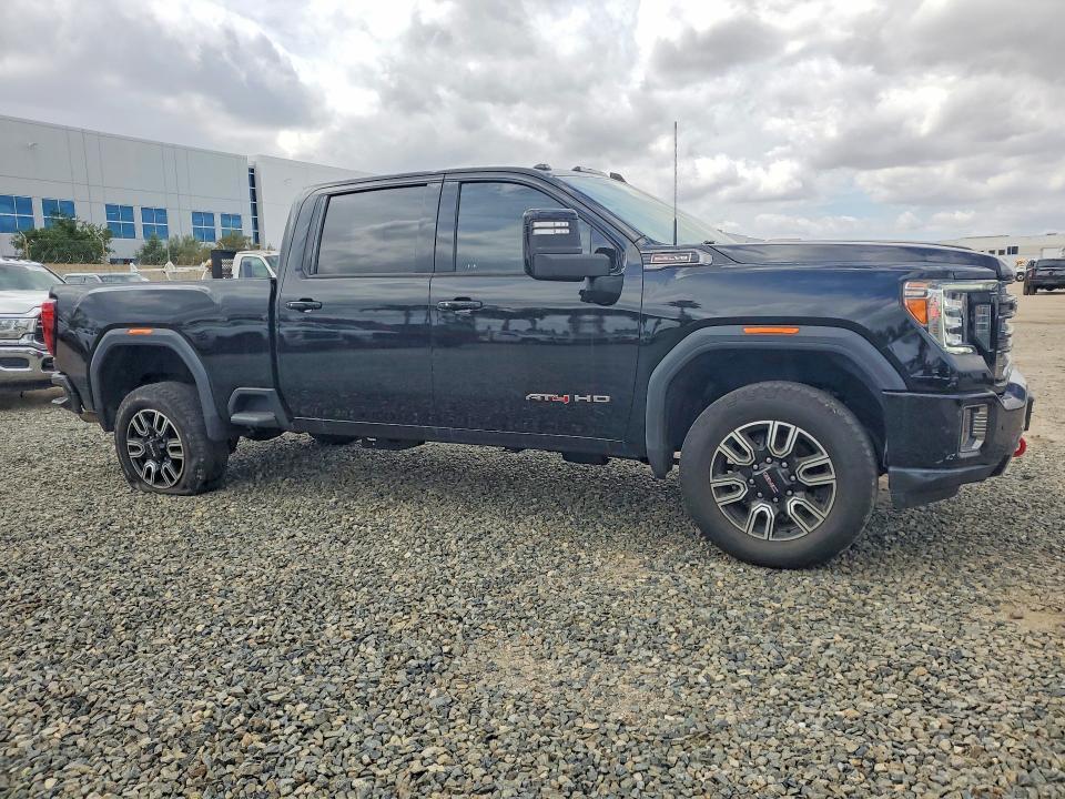 2023 GMC Sierra K2500 AT4
