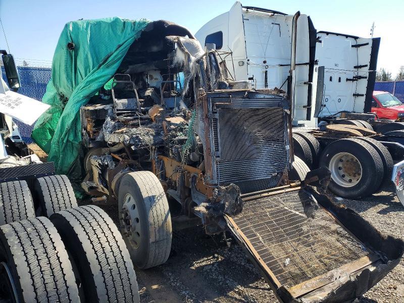 2022 Kenworth Construction W900