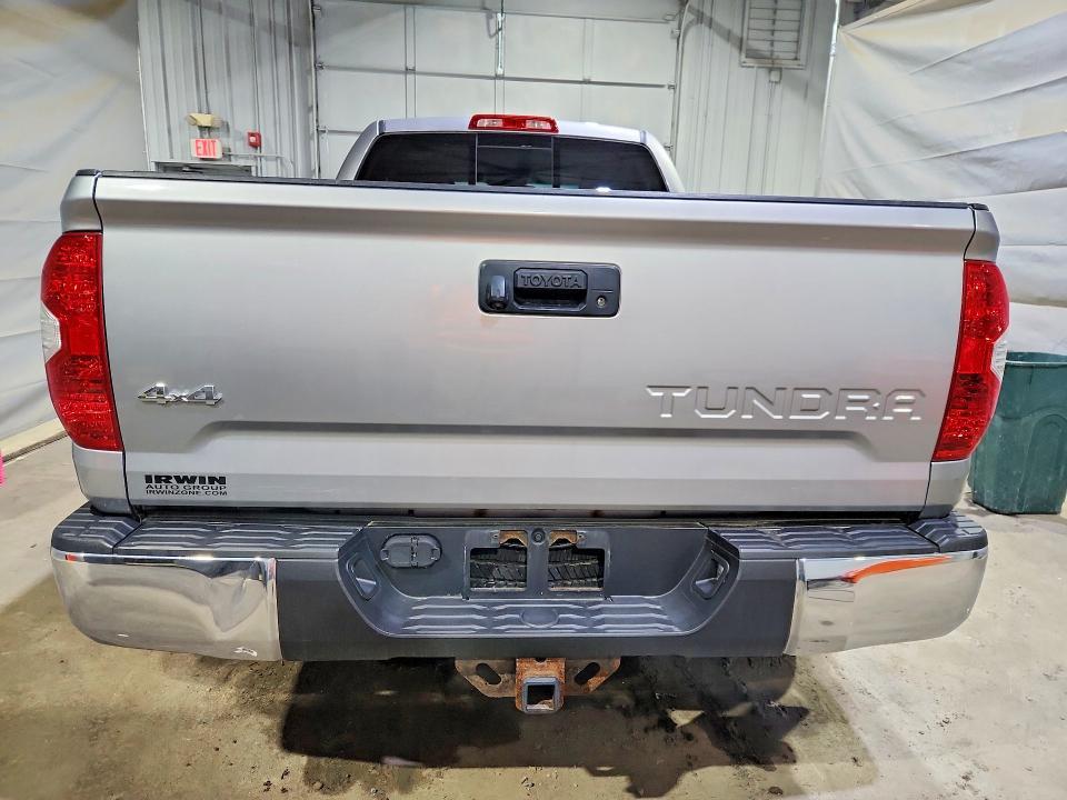 2016 Toyota Tundra SR5