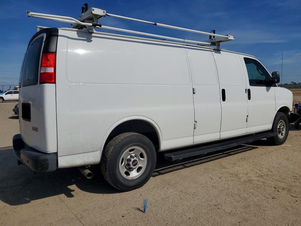 2023 GMC Savana G2500 Utility / Service van