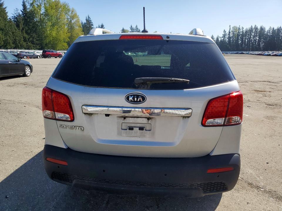 2013 KIA Sorento lx