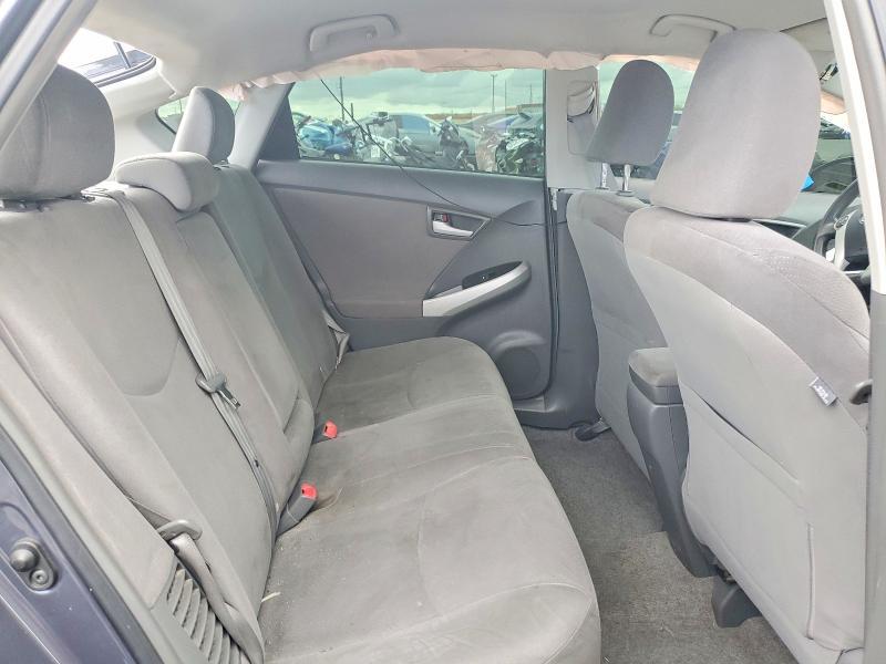 2010 Toyota Prius ii