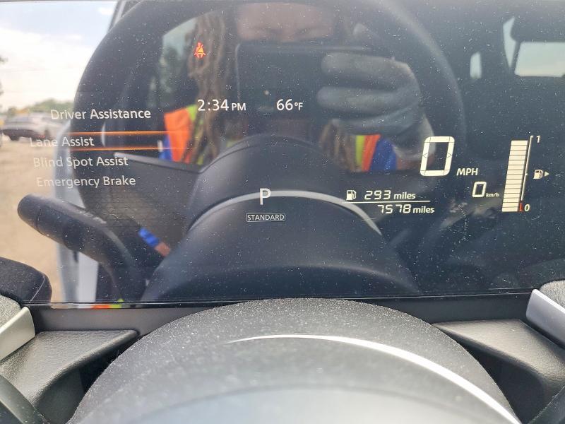 2025 Nissan Kicks sv