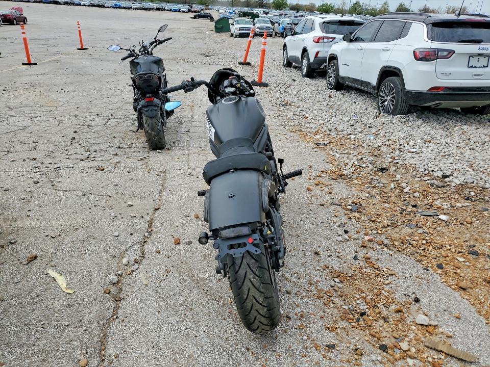 2025 Kawasaki EN650 C