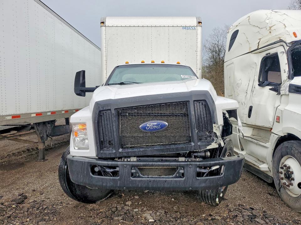 2021 Ford F650 Super Duty BOX Truck