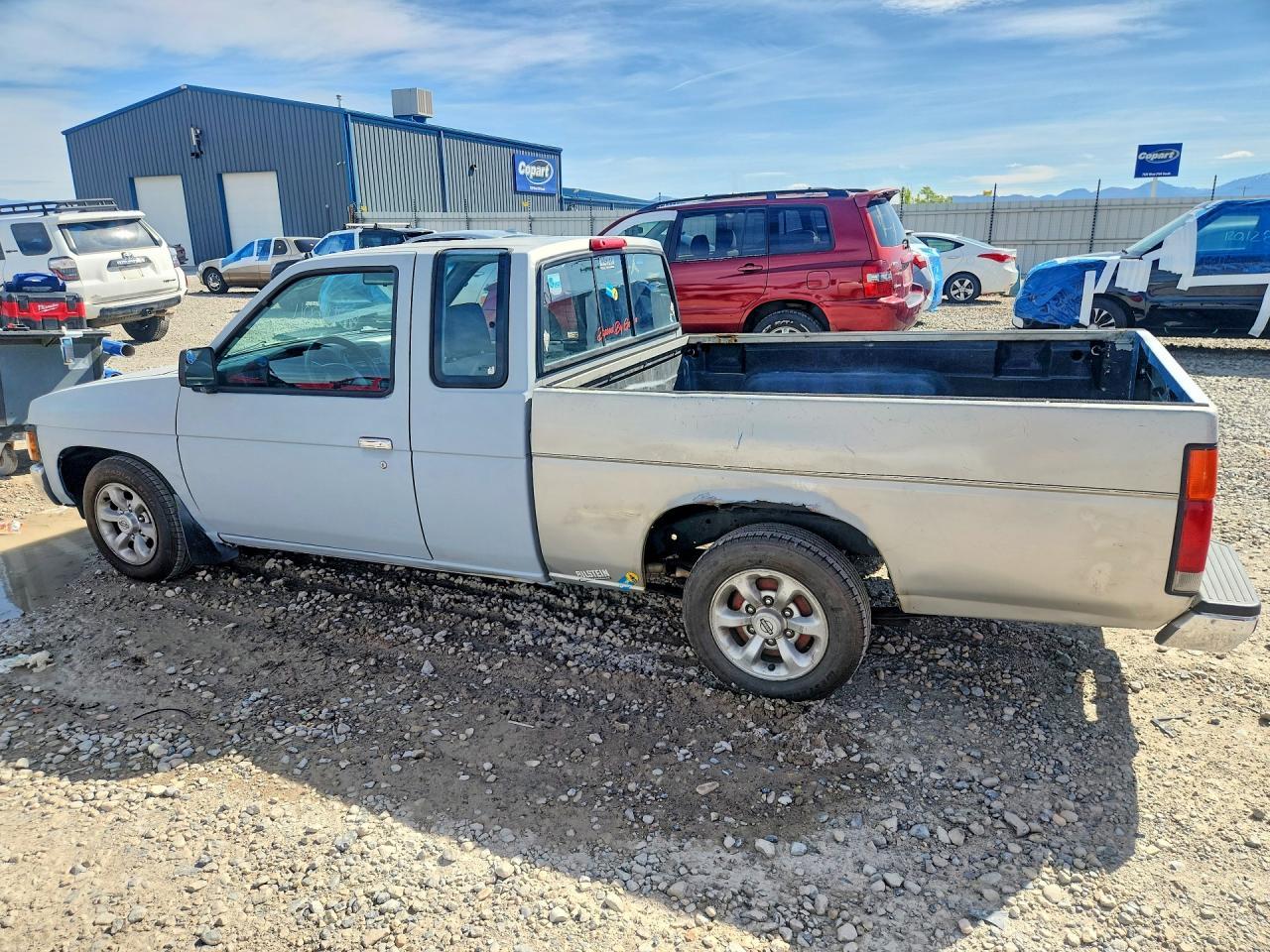 1996 Nissan Truck XE