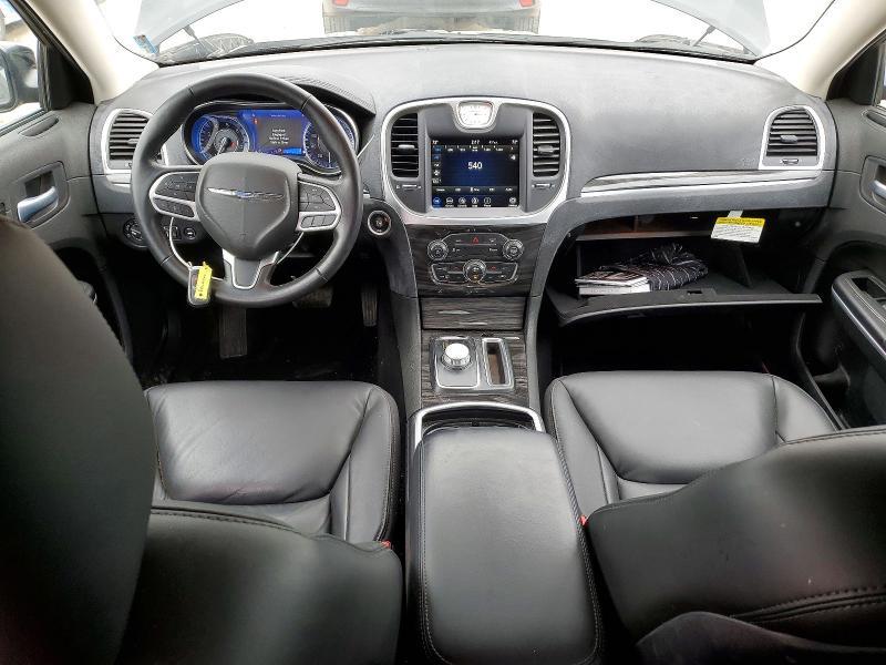 2022 Chrysler 300 Touring l