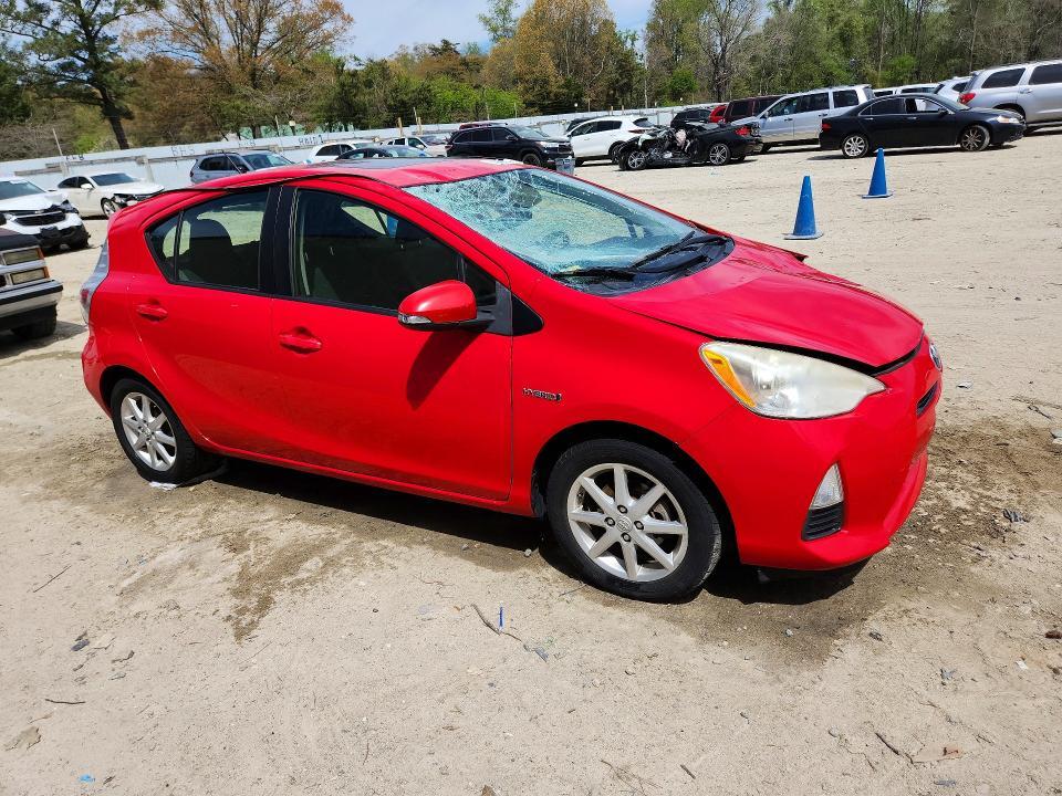 2013 Toyota Prius c Three