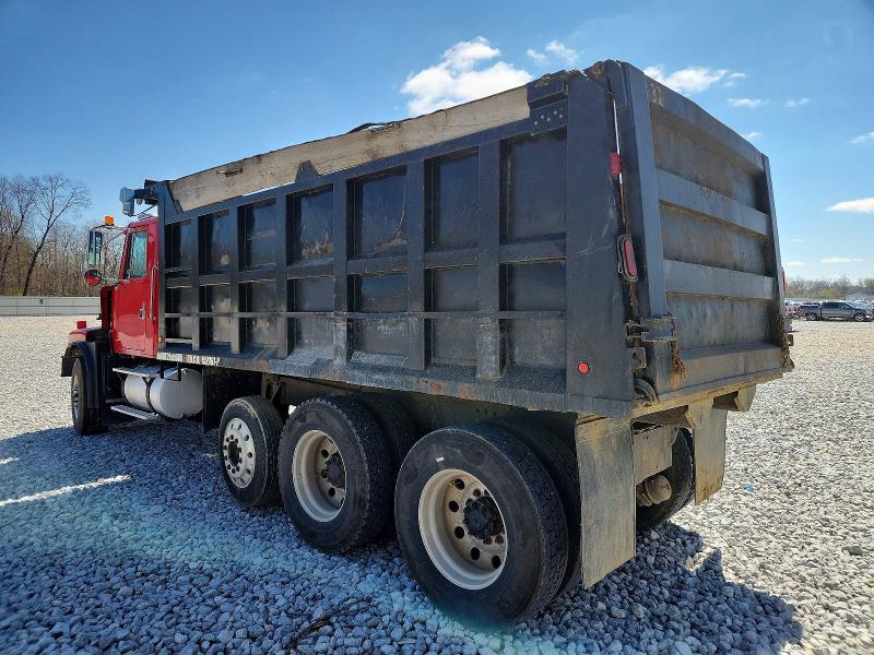 2000 Volvo Conventional WG