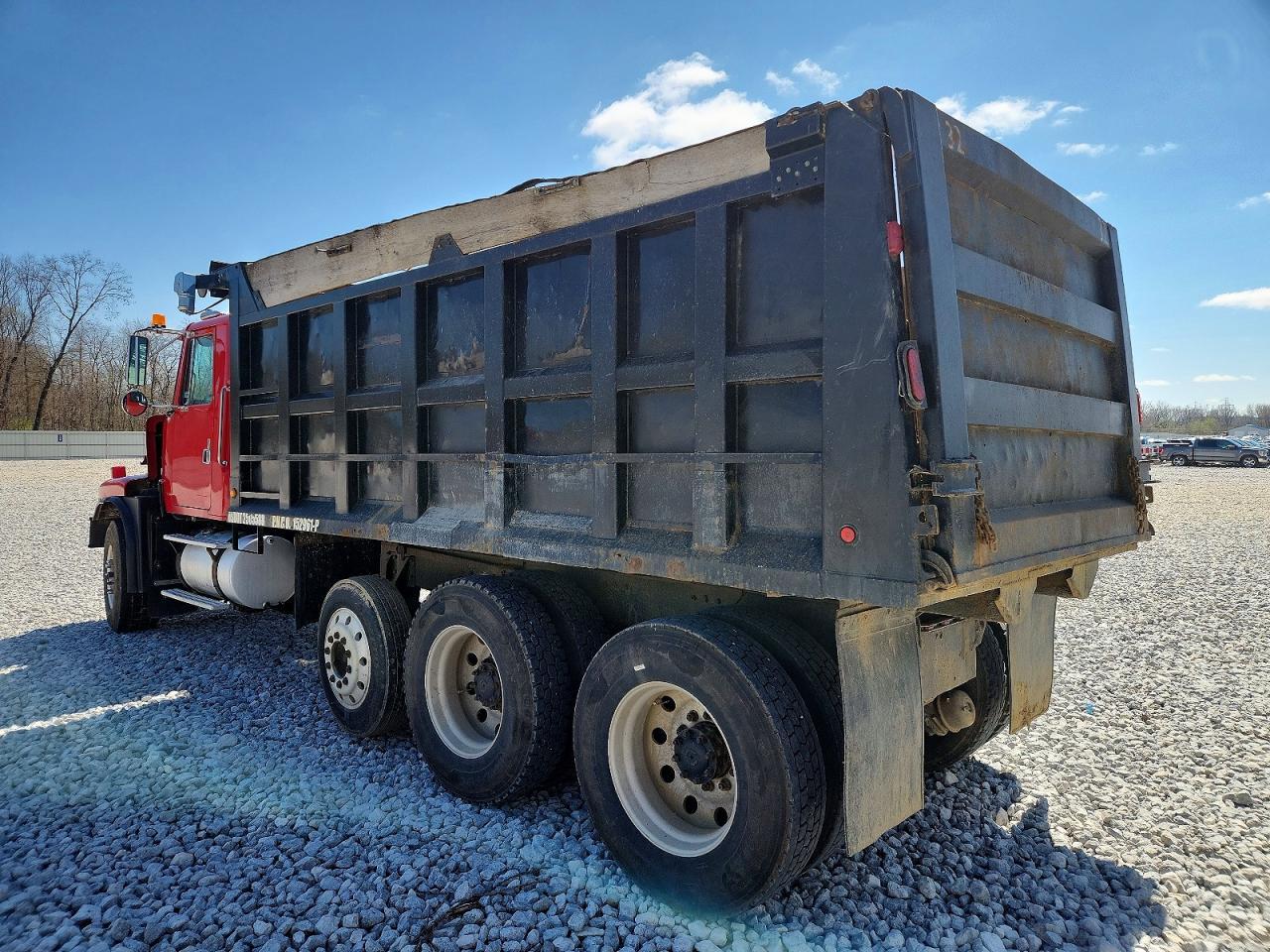 2000 Volvo Conventional WG