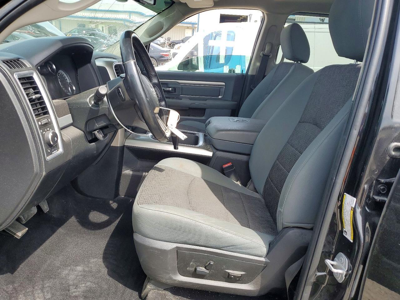 2018 Dodge RAM 1500 SLT