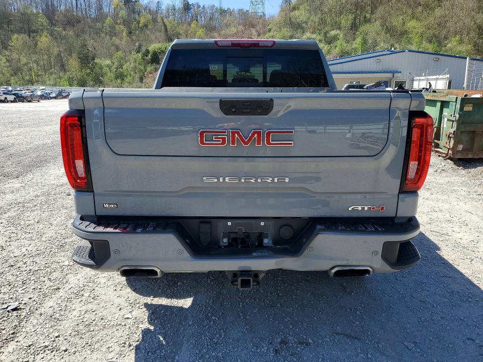 2025 GMC Sierra K1500 AT4